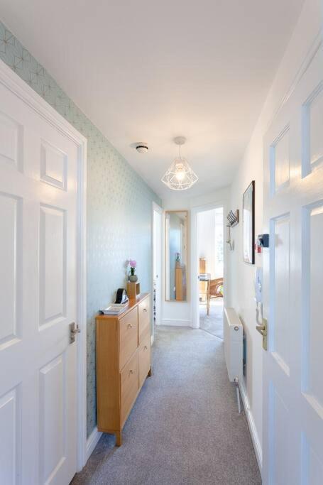 No 5 Compass - Apartment