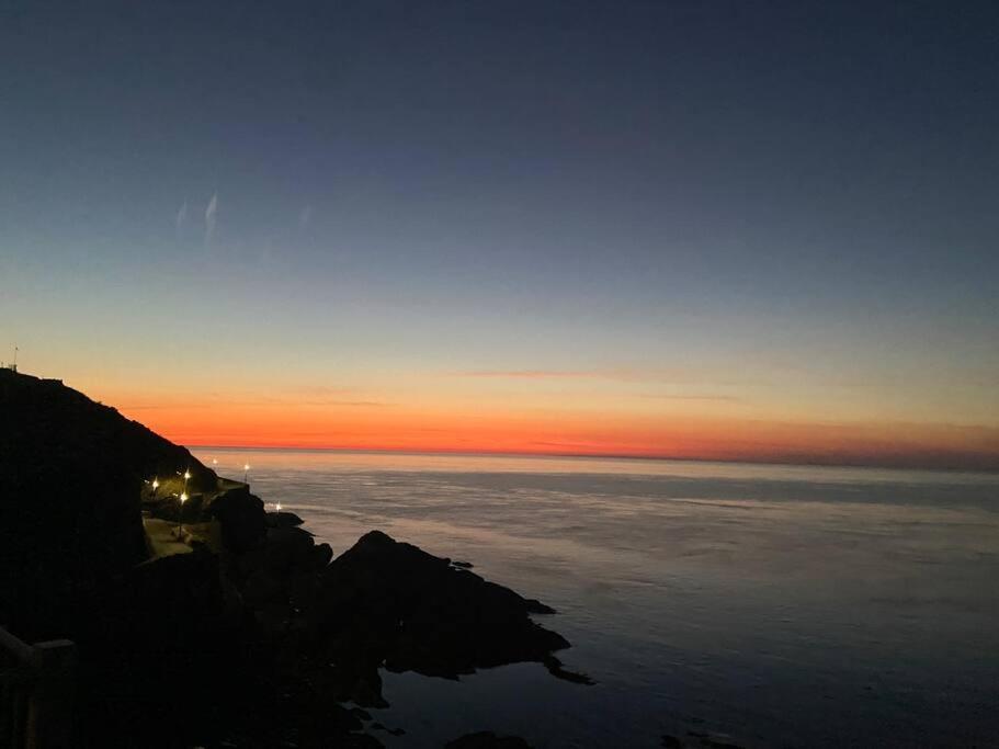 No 5 Compass - * Ilfracombe